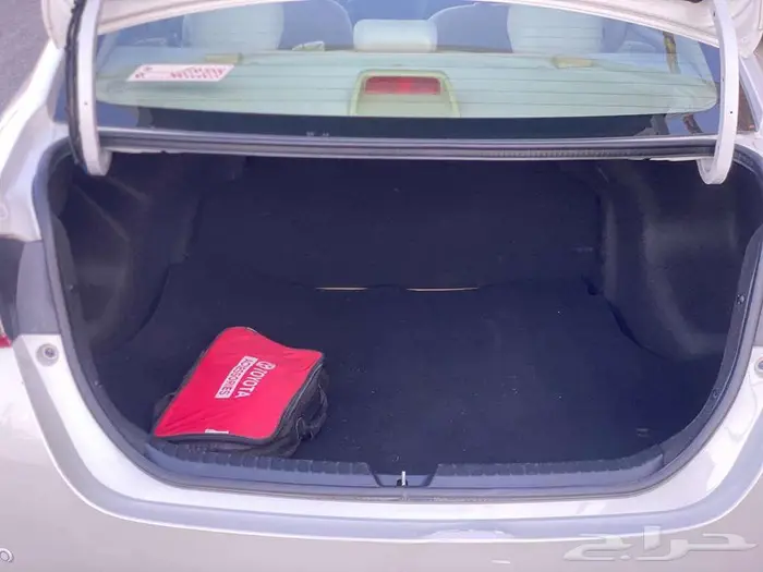 تويوتا يارس 2022 Y وارد عبداللطيف استخدام شخصي للبيع 39