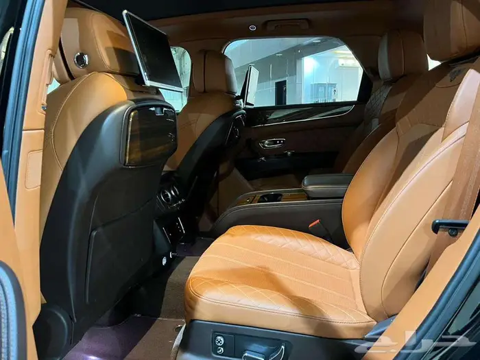 بنتلي بنتياقا موديل 2019 سعودي بدى وكالة 6