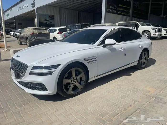 جنسس G80 2023 10