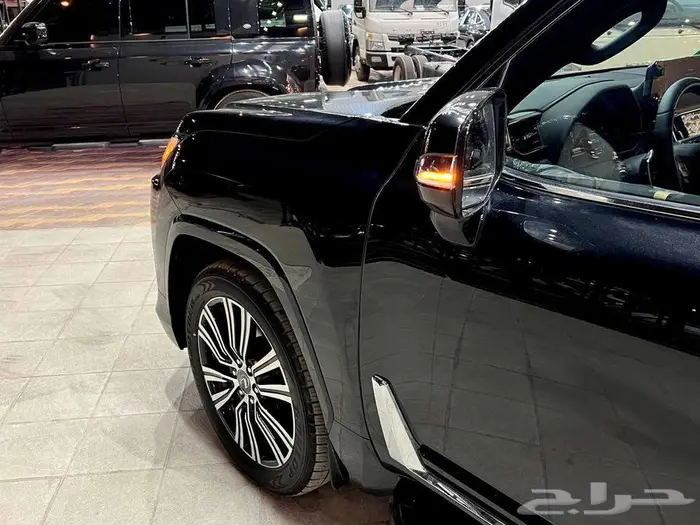 لكزس LX600 BB موديل 2025 خليجي (بنوك-شركات تمويل ) 3