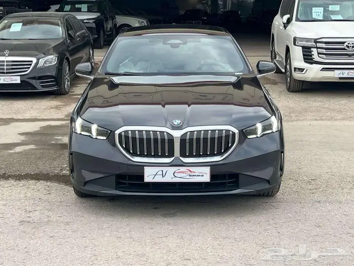 BMW 520i 2025 بدون كت 1