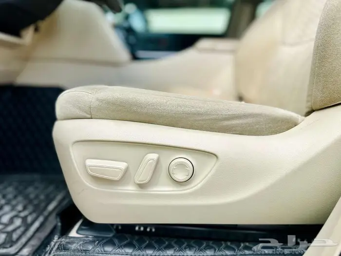 تويوتا لاندكروزر GXR 2023 10