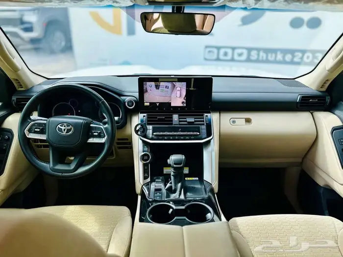 تويوتا لاندكروزر GXR 2023 16