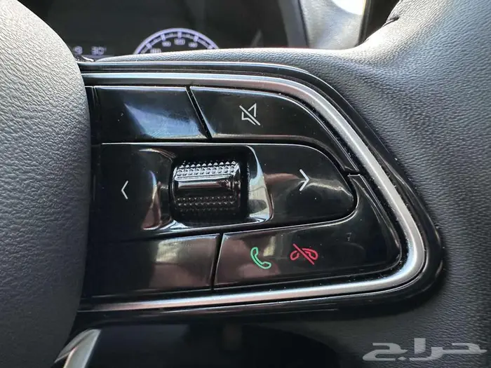 جيلي ام جراند 2025 11