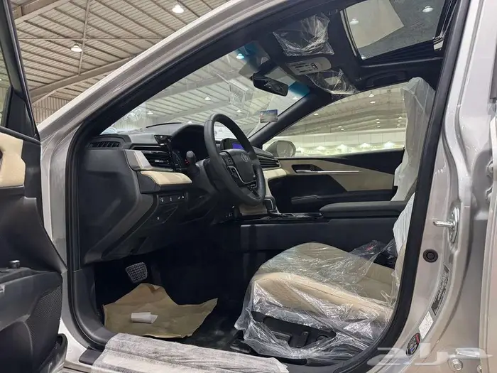 تويوتا كامري LE نص فل 2025 ( اقل الاسعار ) 6