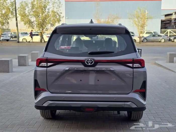 تويوتا فيلوز GLX موديل 2025 4