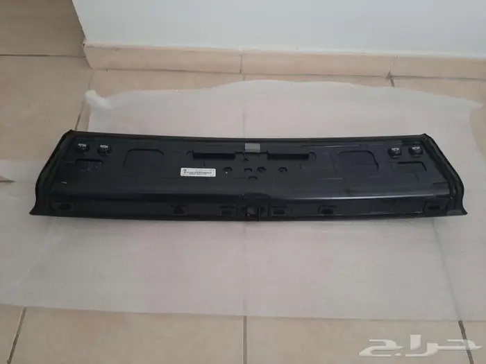 موستنج جي تي العلامة الخلفية اسود 2023 2