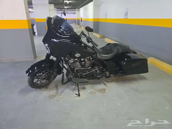 هارلي استريت جلايدر موديل 2021 امريكي 1