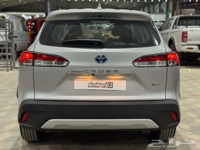 تويوتا كرولا كروس هايبرد استاندر عرض خاص 2