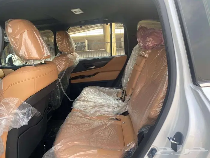 لكزس LX 600 2024 15