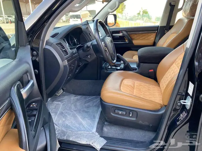 لاندكروزر GXR 2021 V8 تورنق فل كامل 8