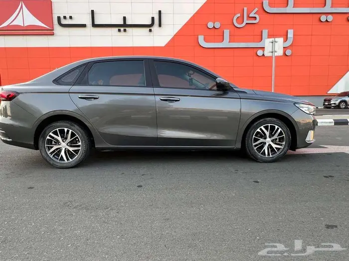 جلي امجراند 7 2023 للبيع 3