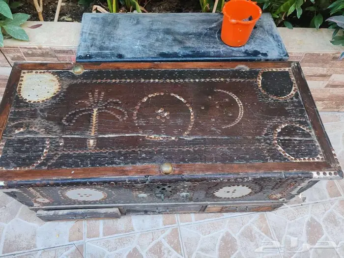 صندوق تراثي عمره أكثر من 100 عام 2