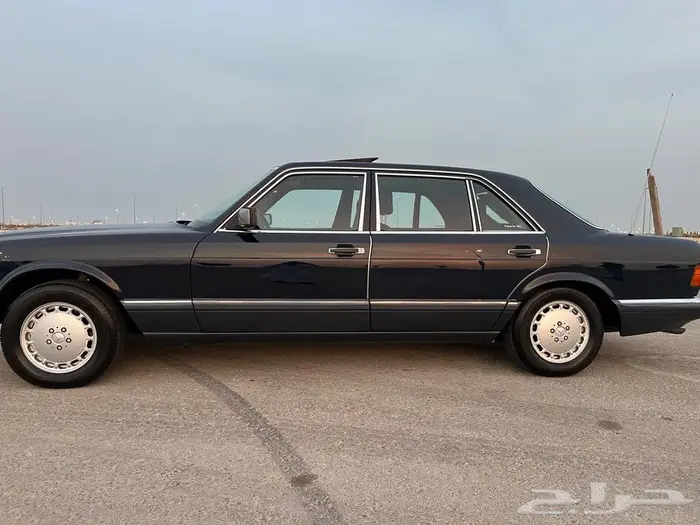 للبيع مرسدس حجم 560 79