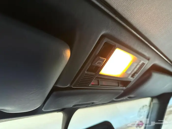 للبيع مرسدس حجم 560 18