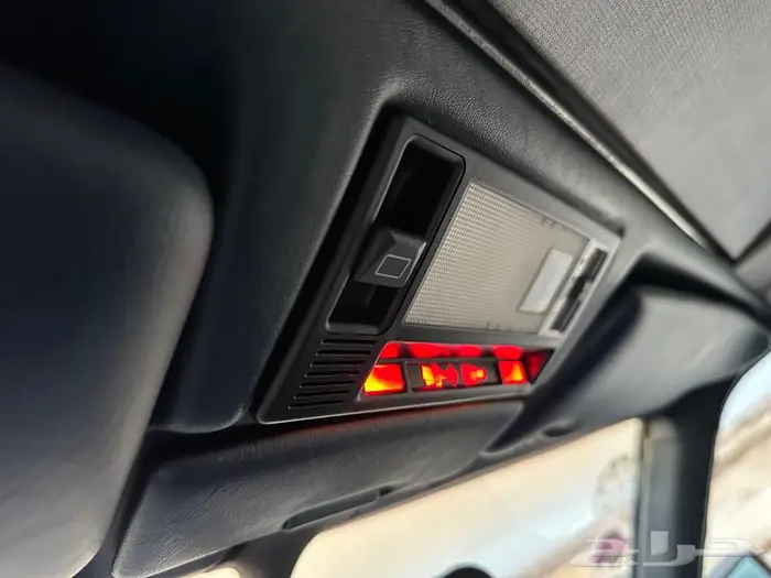 للبيع مرسدس حجم 560 19