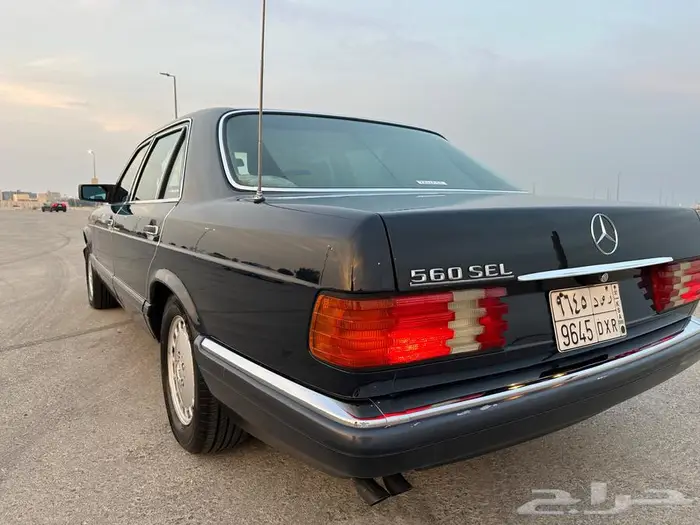 للبيع مرسدس حجم 560 24