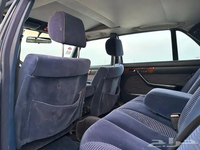 للبيع مرسدس حجم 560 47