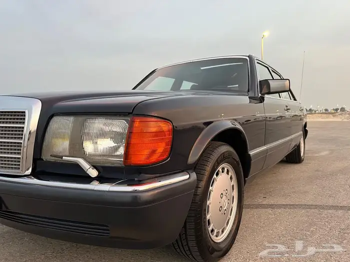 للبيع مرسدس حجم 560 51