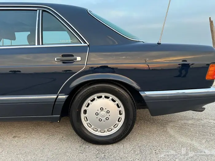 للبيع مرسدس حجم 560 54