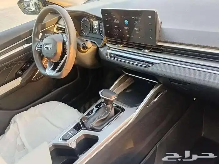 جيلي امجراند GS ستاندر 2026 9