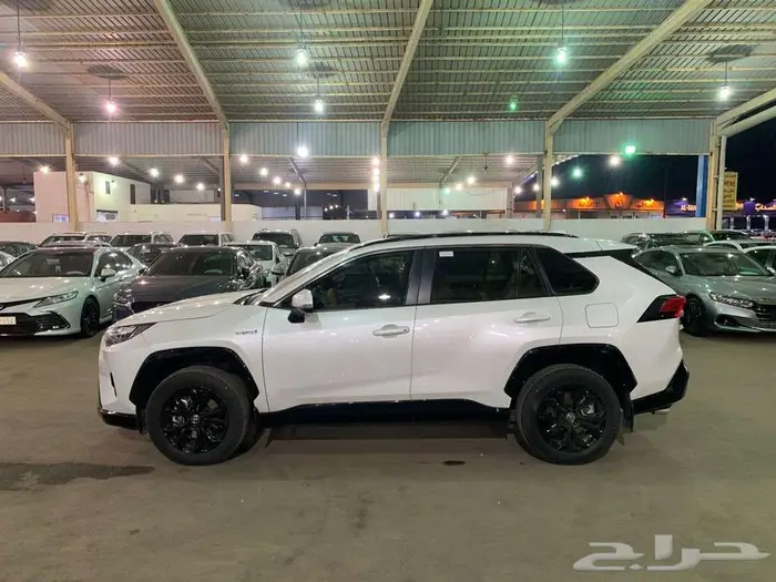 تويوتا راف فور موديل 2024 ( هايبرد ) 6