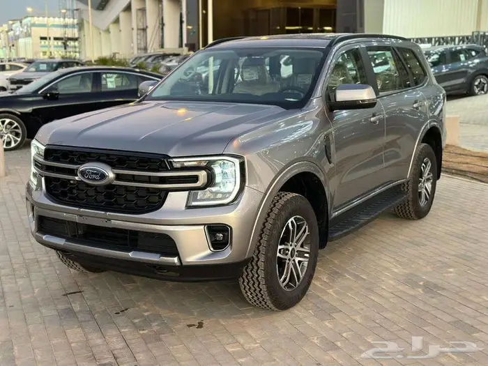 فورد ايفرست موديل 2025 XLS دبل دفع رباعي أصفار 6