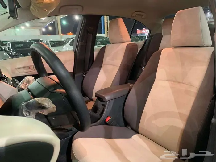 تويوتا كرولا موديل 2024 نص فل ( ماكينه 2000 ) 12