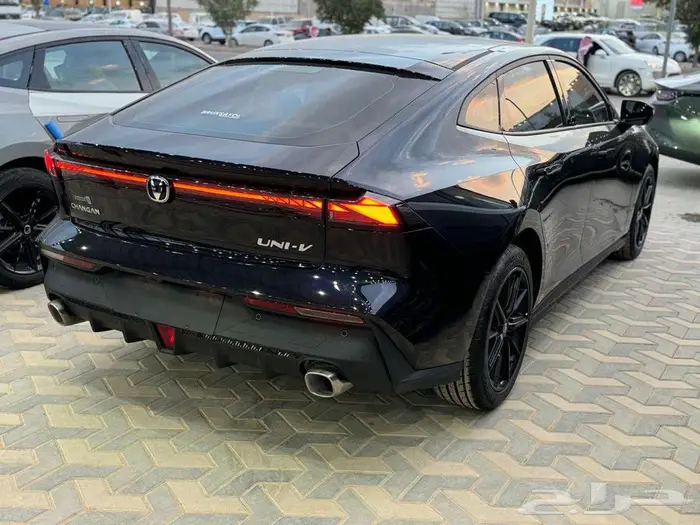 شانجان UNI V ايليت 2026 4