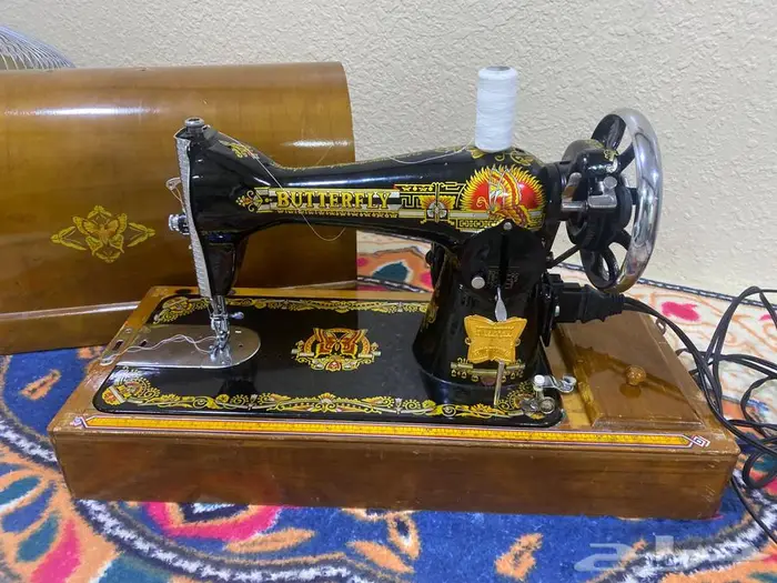 مكينة خياطة 0