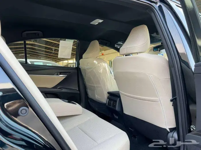 تويوتا كامري E ستاندر بنزين 2025 متاح اقساط و كاش 7