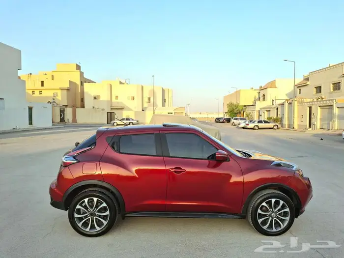 نيسان جوك 2016 بودي بلد ممشى قليل بحالة ممتازة 6
