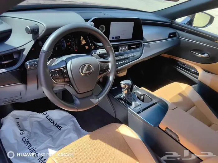 لكزس ES. 250.AAبنزين موديل 2023 33