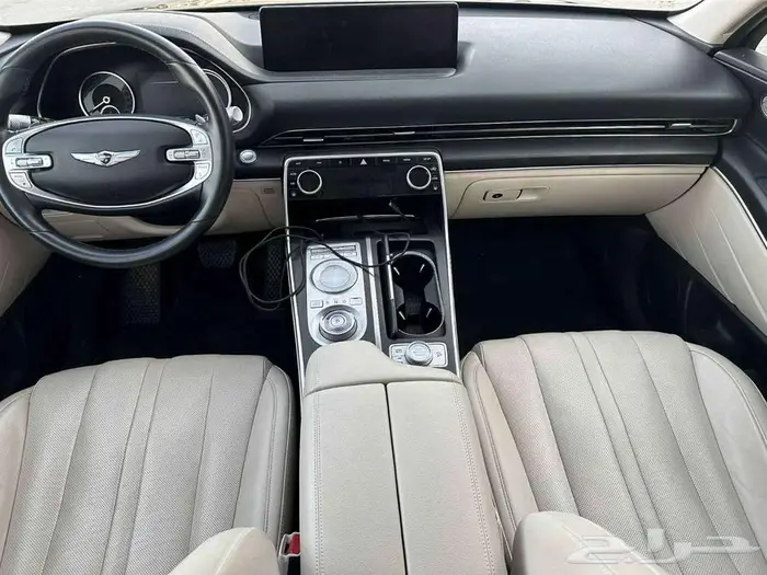 جنسس GV 80 2021 16