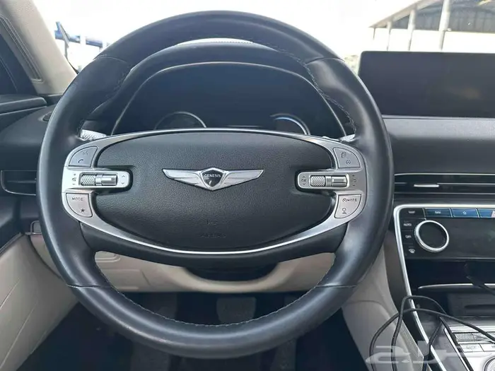 جنسس GV 80 2021 17