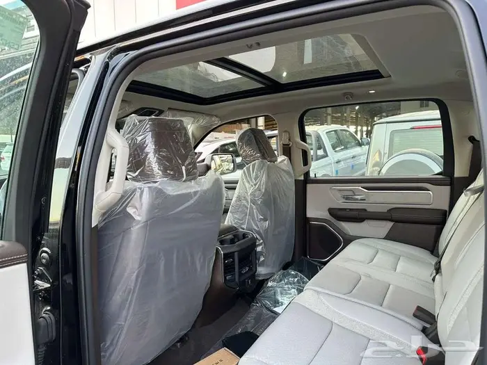 دودج رام 1500 لارامي غمارتين موديل 2025 عرض خاص 11