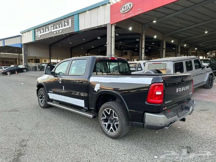 دودج رام 1500 لارامي غمارتين موديل 2025 عرض خاص 8