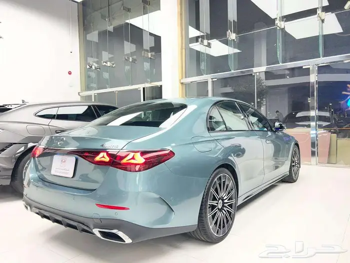 ميرسيدس E 350 موديل 2025 جديدة ب 385 الف ريال 7
