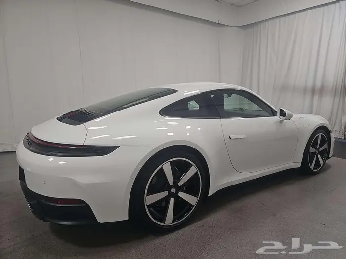 Porsche 911 Carrera Coupe - 2025 - NEW 3