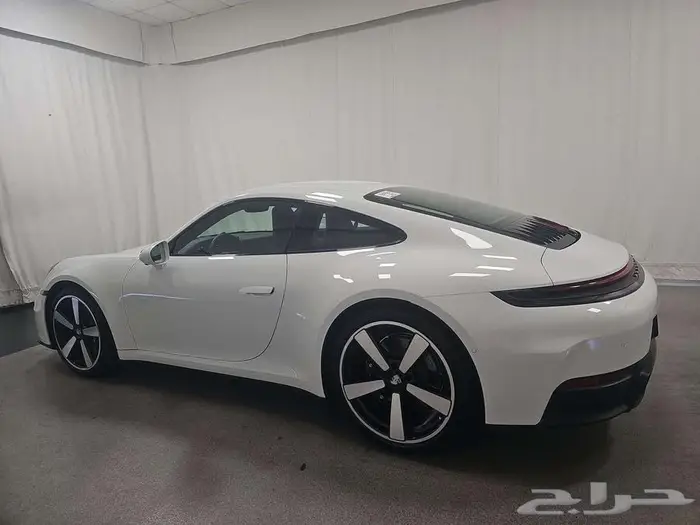 Porsche 911 Carrera Coupe - 2025 - NEW 2