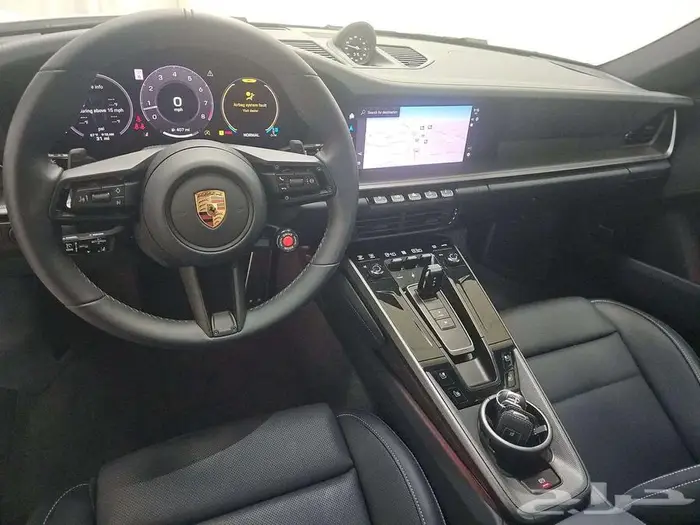 Porsche 911 Carrera Coupe - 2025 - NEW 7