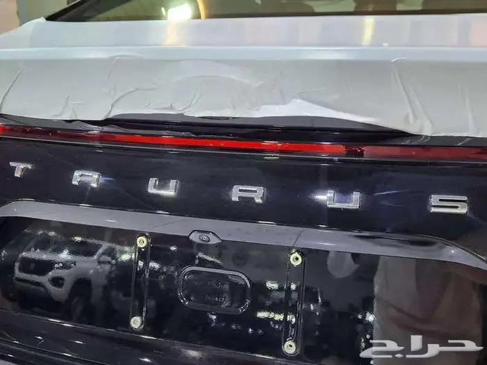 فورد تورس امبيانتي تيتانيوم 2026 4