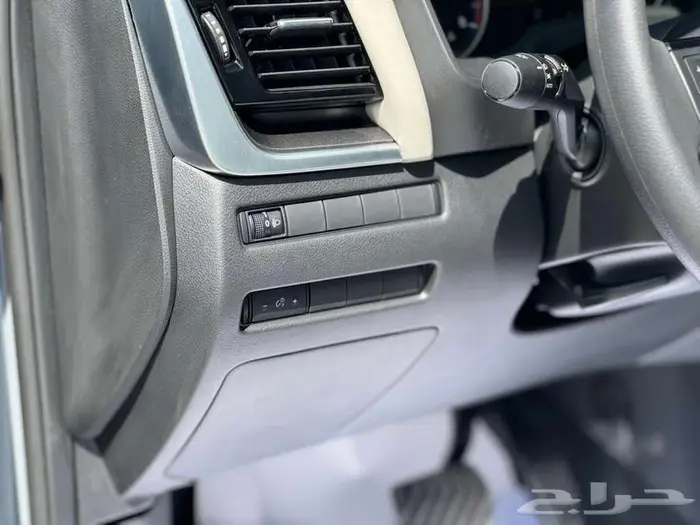 نيسان اكس تريل2026 Sستاندر - 7راكب (دبل -بدون دبل) 8