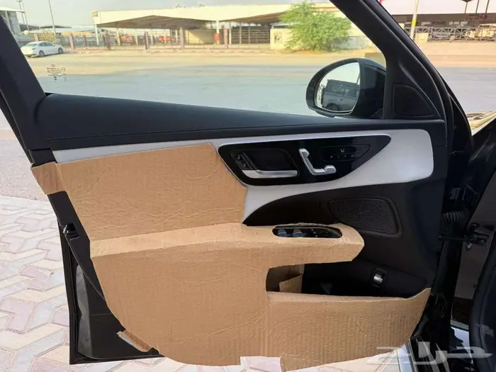 مرسيدس C200-2025 -اصفار سعودي 12