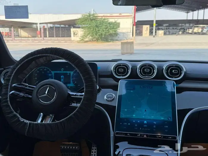 مرسيدس C200-2025 -اصفار سعودي 11