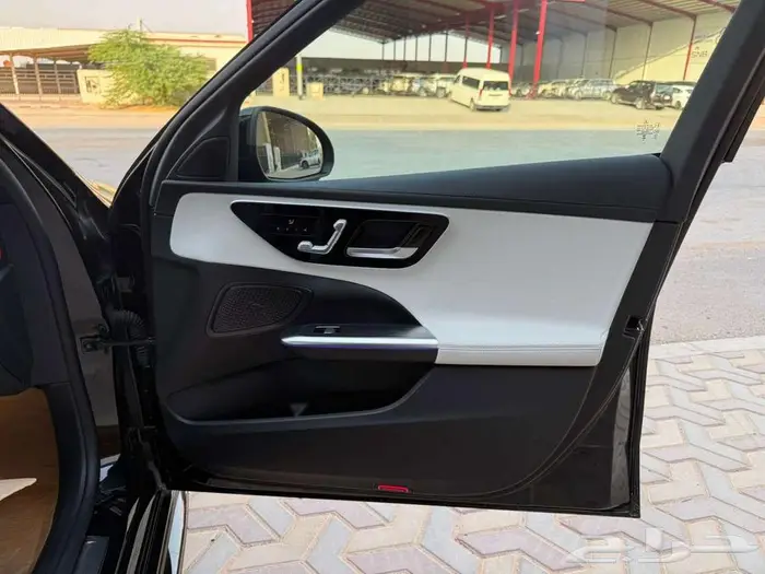 مرسيدس C200-2025 -اصفار سعودي 17