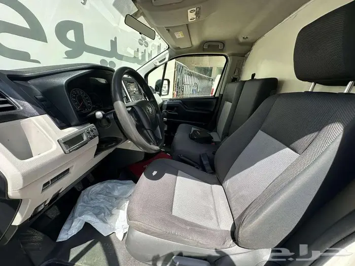 تويوتا هايس باص ثلاجة موديل 2020 7