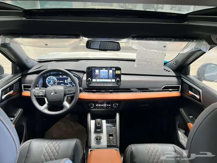 ميتسوبيشي اوتلاندر نص فل وفل كامل7 راكب 2025 8