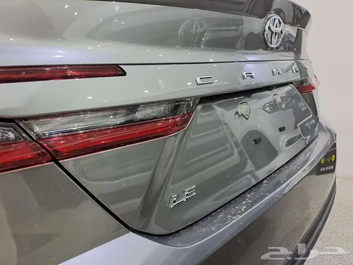 تويوتا كامري ال اي هايبرد (سقف بانوراما) 2025 4