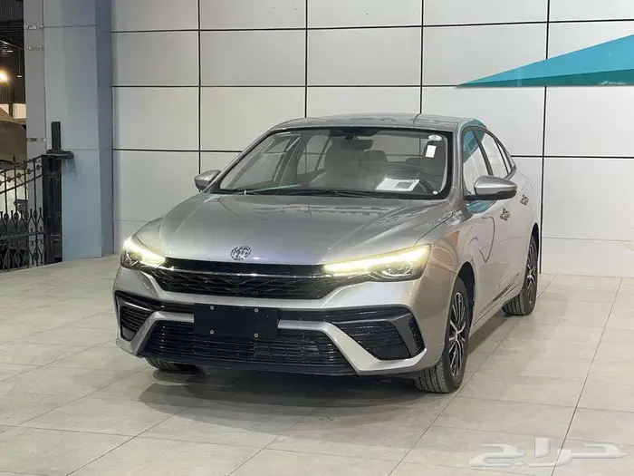 ام جي 5 ستاندر الشكل الجديد موديل 2025 كاش واقساط 1